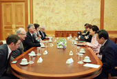 President Park meets with Swiss foreign minister