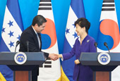 Korea, Honduras agree to pursue trade deal