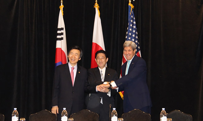 Korea, US, Japan call for stronger pressure on N. Korea