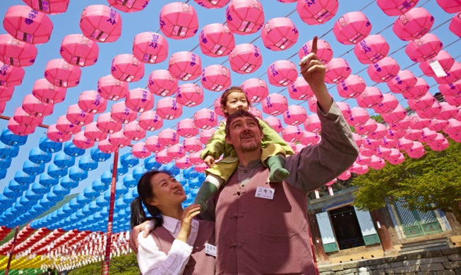 Temple stay program attracts non-Korean tourists