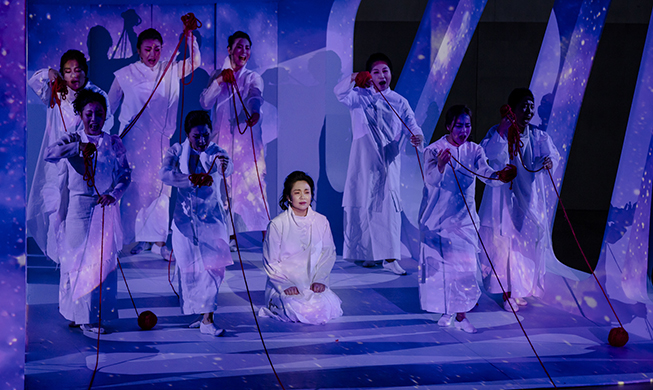 Greek tragedy meets Korean opera in 'Trojan Women'