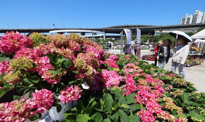 Seoul Int'l Garden Show to run through Oct. around city river