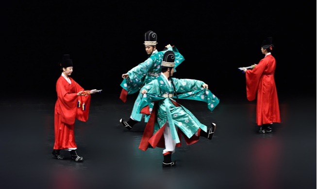 Saturday Performances of Korean Music & Dance