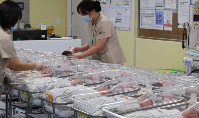 No. of newborns in Jan.-May period breaks record-high 100K
