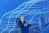 Remarks by President Moon Jae-in at Future Car Industry National Vision Declaration Ceremony