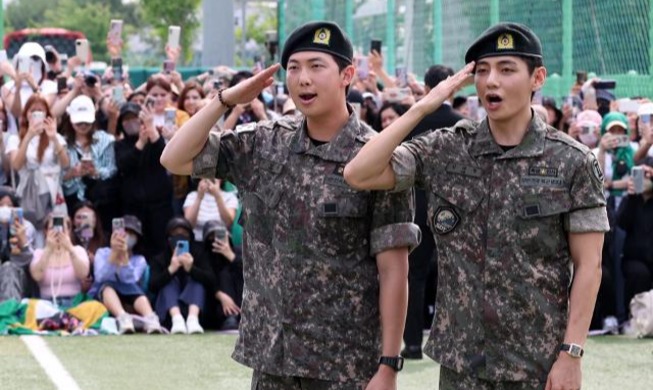 Military discharge sets stage for reunion of all 7 BTS members