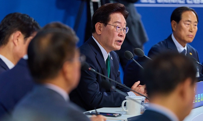 President Lee quotes IMF to rebut calls for fiscal austerity