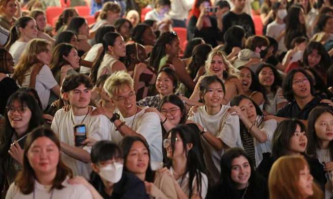 Summer entrance ceremony for foreign students in Seoul