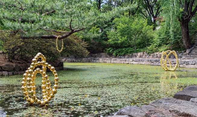 French artist's Seoul exhibition stresses coexistence with nature