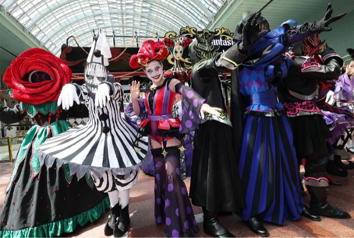 'Bizarre World' fall festival at Seoul theme park