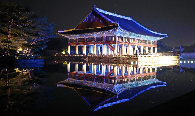 Evening tours of iconic Seoul palace to begin next month