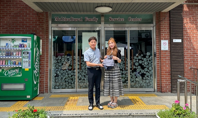 2 Seoul suburbs take lead in helping expats settle, adapt to Korea