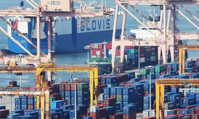 ICT exports in May break all-time monthly record with USD 47.8B