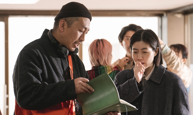 Actor Shim Eun-kyung discusses latest role in Japanese film