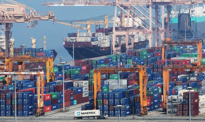 Current account surplus streak in April reaches 24 months